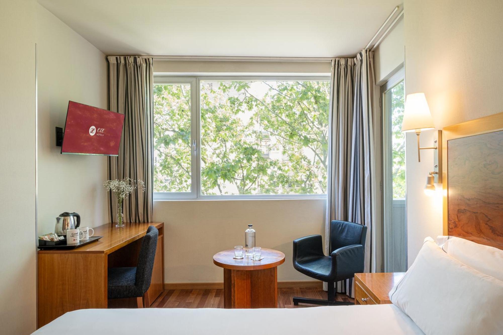 Exe Plaza Delicias Hotel Zaragoza Ngoại thất bức ảnh